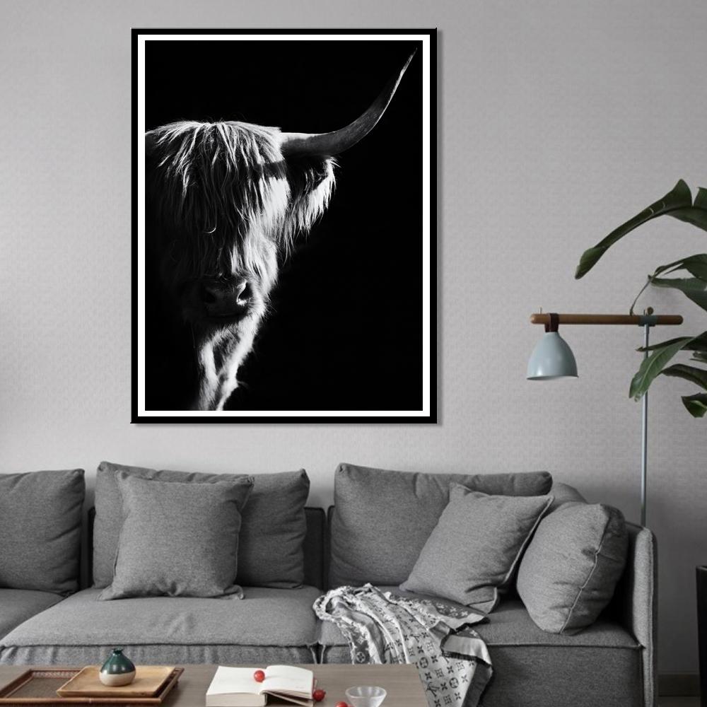 Black and White Highland Cow Cattle Canvas Painting Scandinavian Posters Prints Wall Art Picture for Living Room Decor Cuadros
