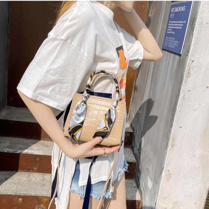 Silk Scarf Handbag Women's Bag Women's Rhombus Chain Crocodile Pattern Oblique Span Bag