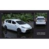 1/32 TOYOTA PRIUS Alloy Car Model Diecast Metal Vehicles Car Model Sound and Light Simulation Collection Childrens Toy Gift