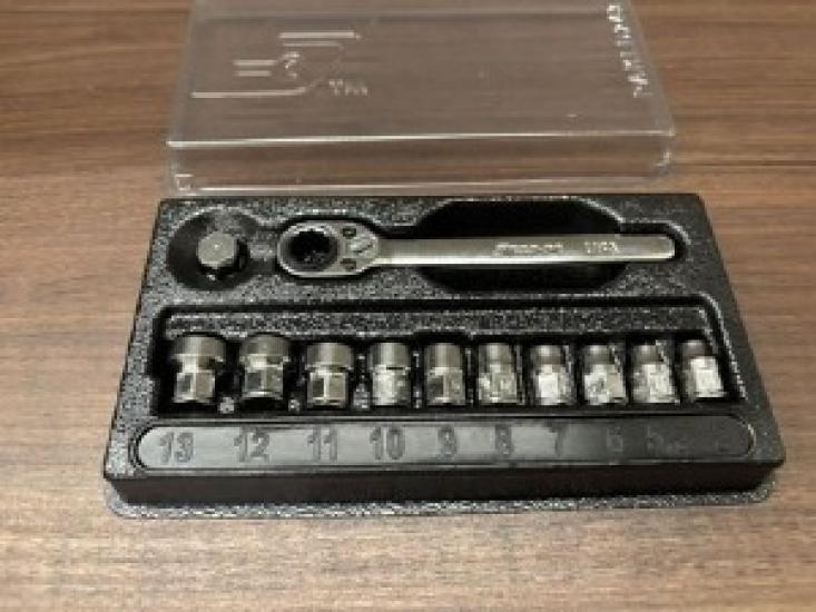 

Snap-on Gear Lench Socket Set PAKLD243 Unused