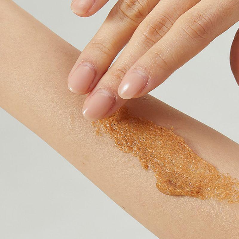 Plu Signature Body Scrub Gentle Forest 215g