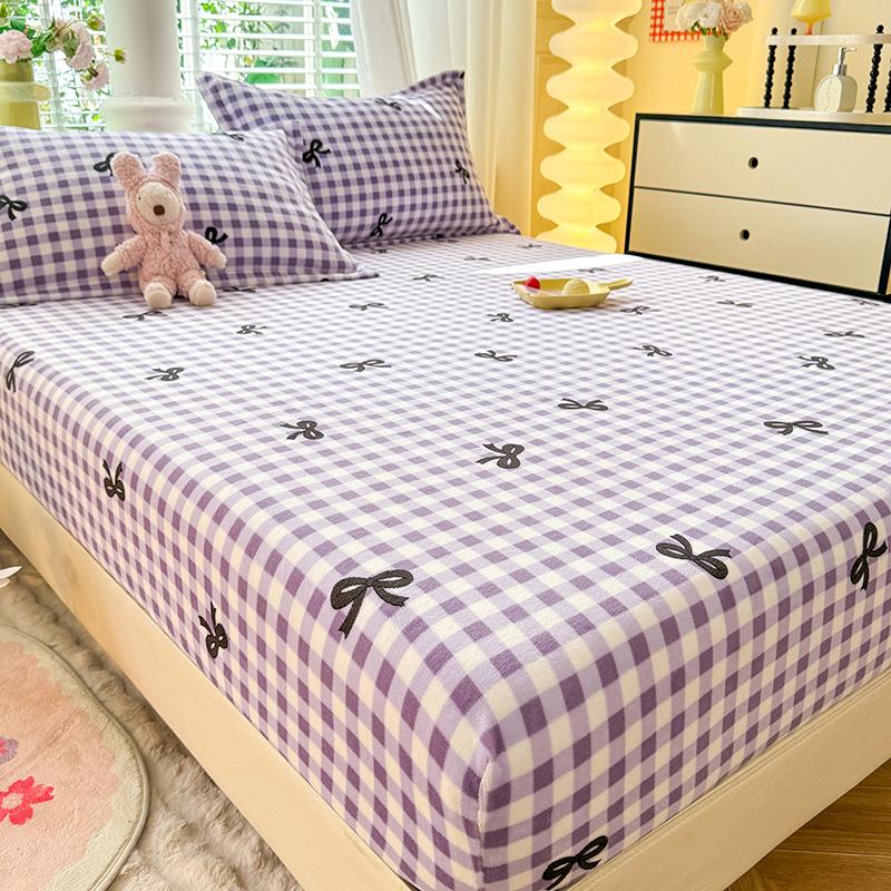 Soft Bedsheet Warmth Fitted Sheet Cartoon Style Bed Linen Velvet Bed Cover Sheets with Elastic Band Drap De Lit (No Pillowcase)