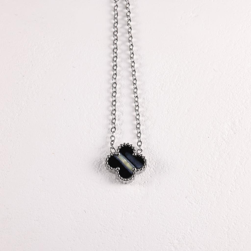 Kleeblatt-Halskette mit hochwertigem Temperament, Schlüsselbeinkette, Halskette