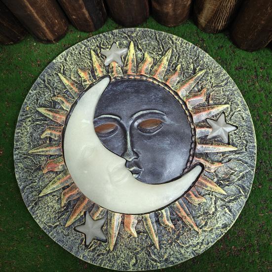 Garden Stepping Stone Glow-in-The-Dark Butterfly Insect Resin Garden Stone Moon Sun Star Stepping Stone for Patio Lawn