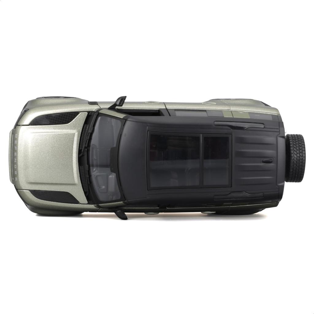 Bburago 1/25 Scale Land Rover 2022 Defender 110 Green / Diecast Model Car, Finished Product, 18-21101 GN