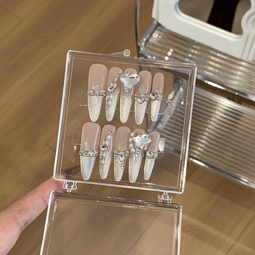 Flash Gradient Beveled Edges Broken Diamond Pearls Piled Diamond Glacier Cat Eye Can Be Detached Wearable Armor