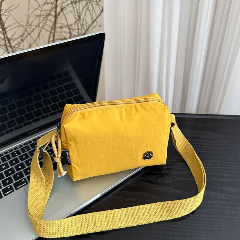 Today's Popular Fashion Casual Bag Summer New Versatile Solid Color Simple Shoulder Messenger Bag