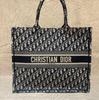 [Gebraucht] Book Tote Große Kapazität Logo-Muster Handgefertigt Schräger Print Tragetasche Einkaufstasche Umhängetasche Canvas Handtasche - Ausgezeichnet #CKLQDZ