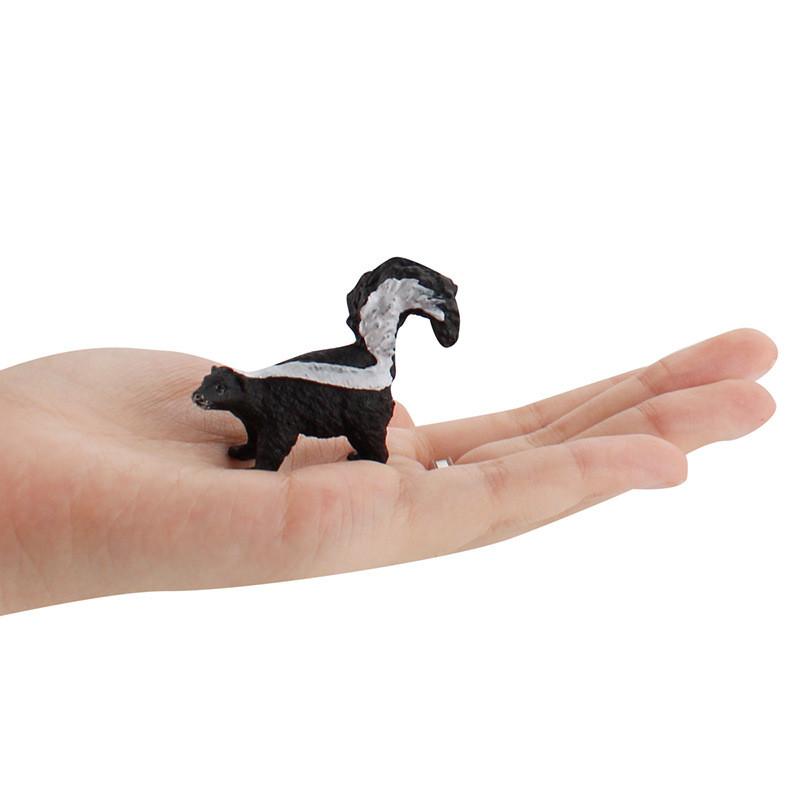 Childrens Pvc Static Animal Model Of Realistic Skunk For Educational Display And Collectors