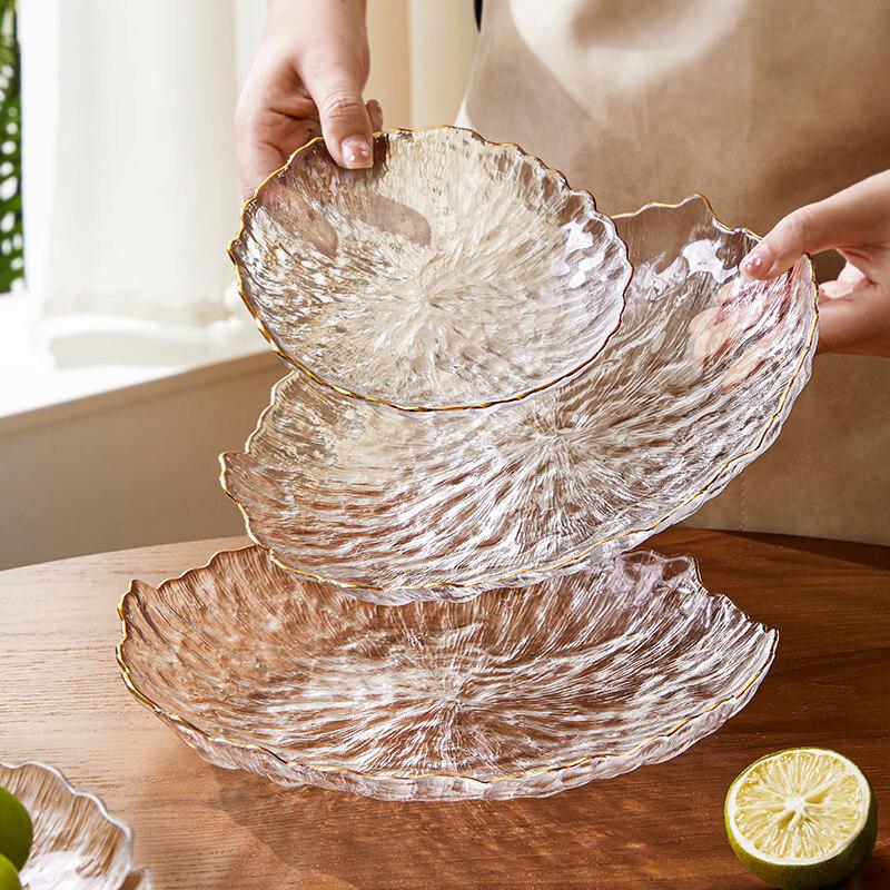 Elegant Crystal Glass Fruit Plate