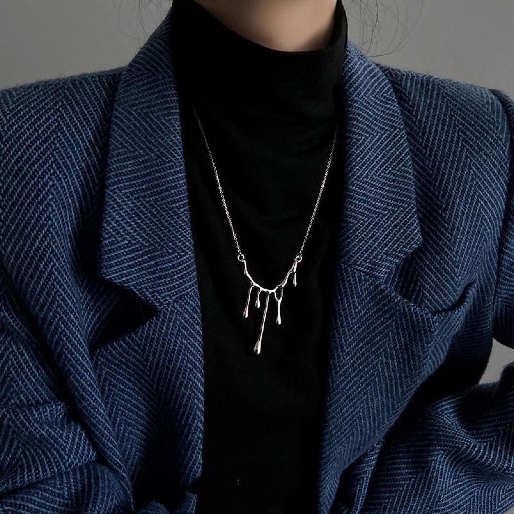 Long necklace new high-end niche jewelry decorative sweater chain autumn and winter clothes accessories
