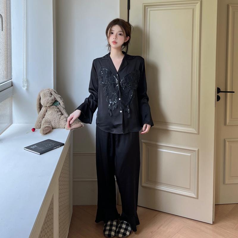 

Ice silk pajamas women s autumn long-sleeved trousers butterfly simple loose cardigan can be worn outside silk loungewear suit xl/suitable for 60-70kg чорний