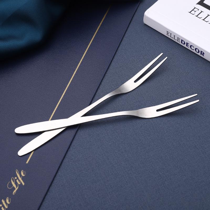 High-End 304 Stainless Steel Dessert Fork for Home & Restaurant Use