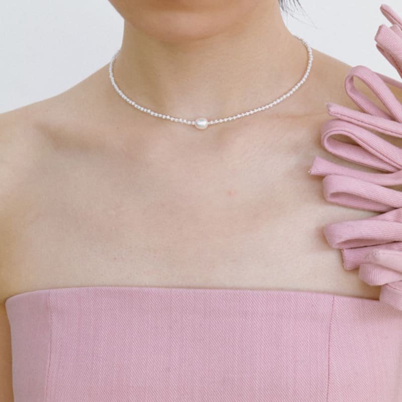 PEARLSONATE Ashore Beaded Necklace, White and Silver