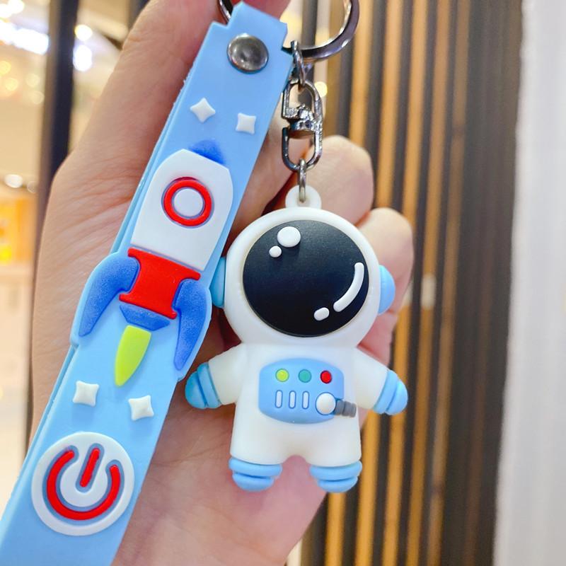 Милый мультяшный брелок-астронавт, ПВХ-подвеска-астронавт, Изысканный брелок для автомобильных ключей