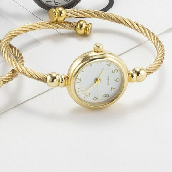 Women's Open Bangle Quartz Watch: Elegant and Simple Design