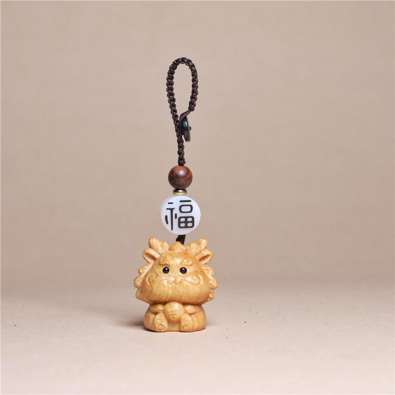 Thuja Twelve Zodiac Carving Wooden Pendant Chinese Zodiac Wood Carving Figurines Bag Decoration Gifts for Family Couple