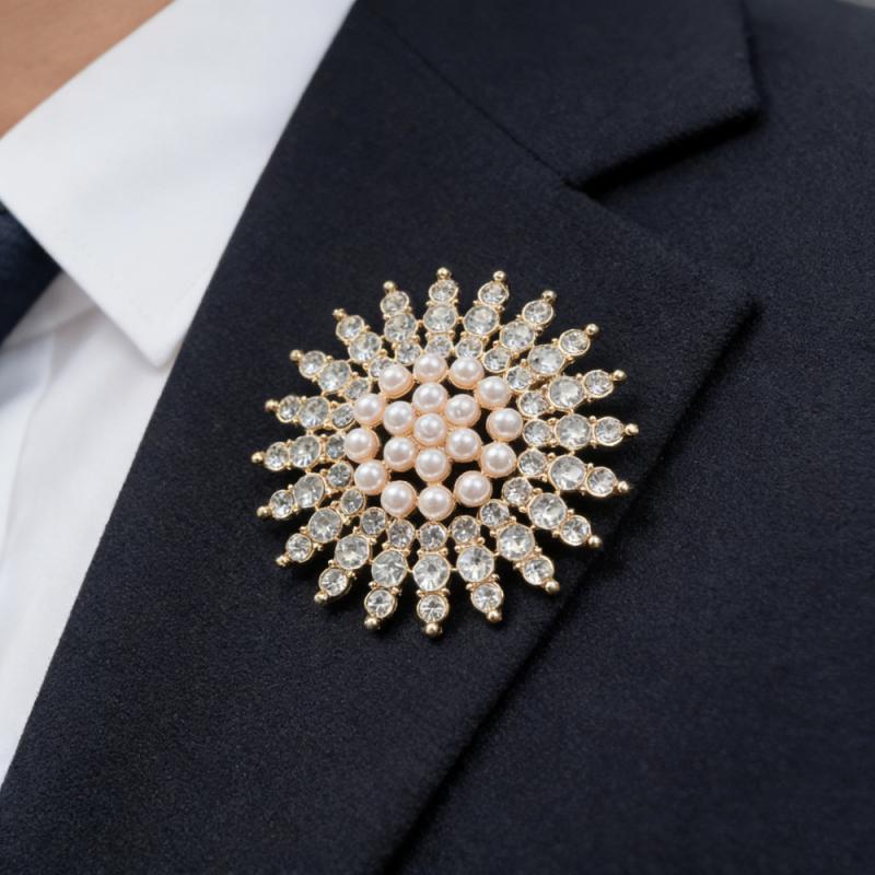 New Crystal Brooches for Women Full Rhinestone Luxury Suit Brooch Imitation Pearl Sunflower Korea Fashion Clothing Jewelry