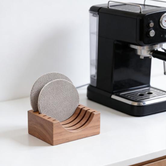 Dřevěný držák na sítko pro espresso s 3 sloty Univerzální stojan pro sintrovaná síťová filtry 51/53/58 mm Vertikální úložiště pro rychlé schnutí Kávová stanice