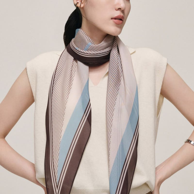 Saint Luxure Hove Sky Blue