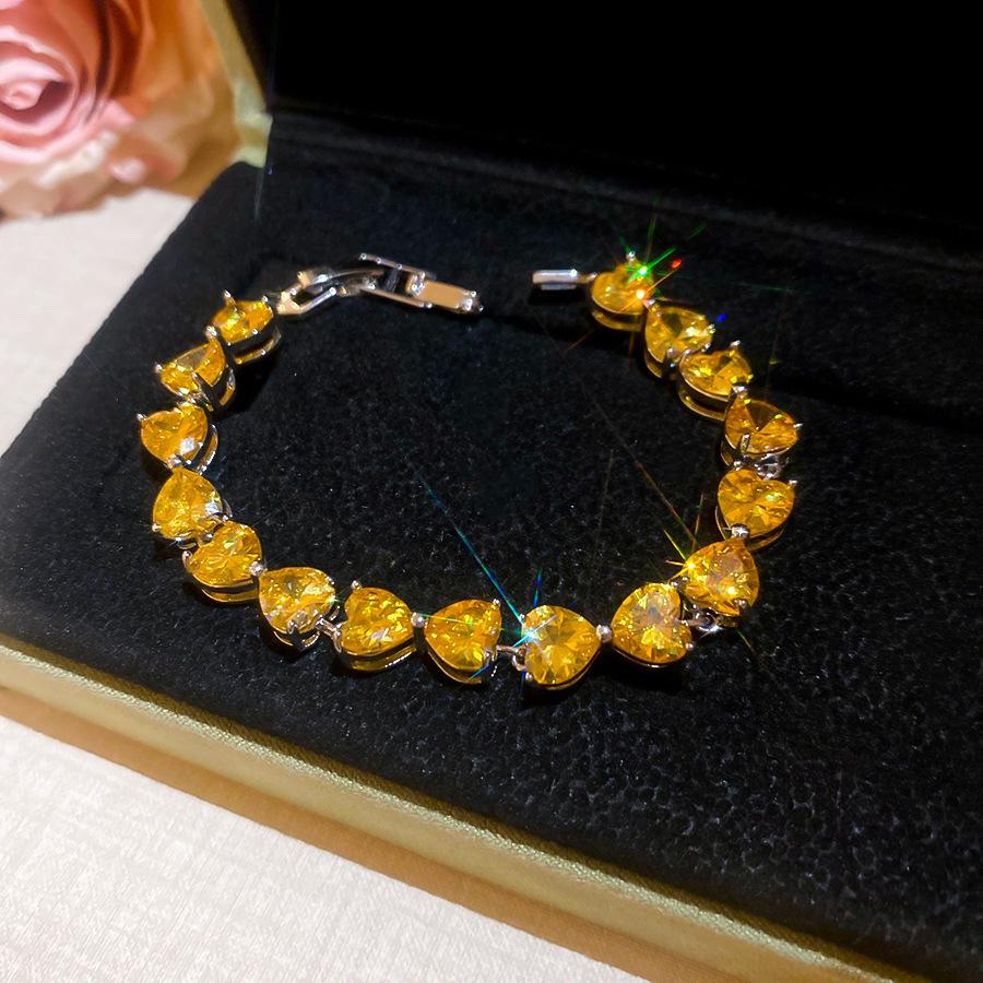 Europe and the United States Hot-selling Color Oval Love Zircon Bracelet Light Luxury Bracelet Personalized Jewelry Women