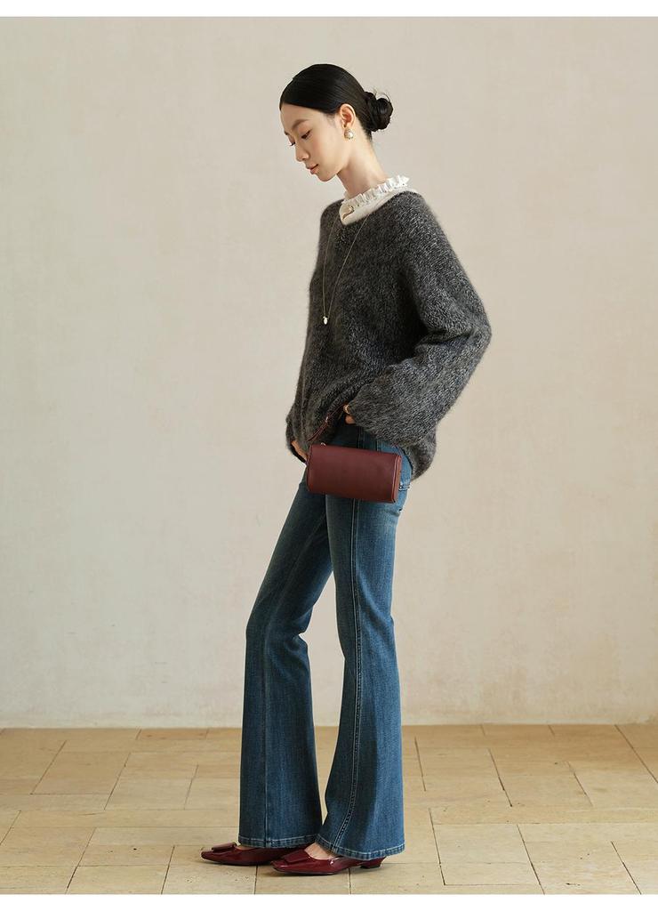 Retro V-Neck Lambswool Cashmere Bouclé Sweater