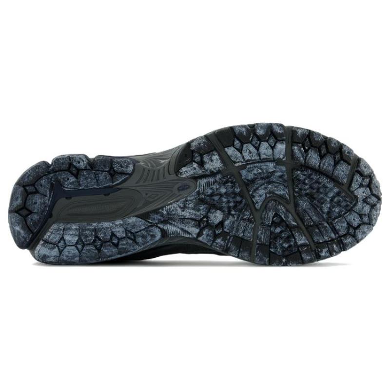 New Balance 2002R GORE TEX 'Magnet Mood Indigo' Sneakers M2002RXA