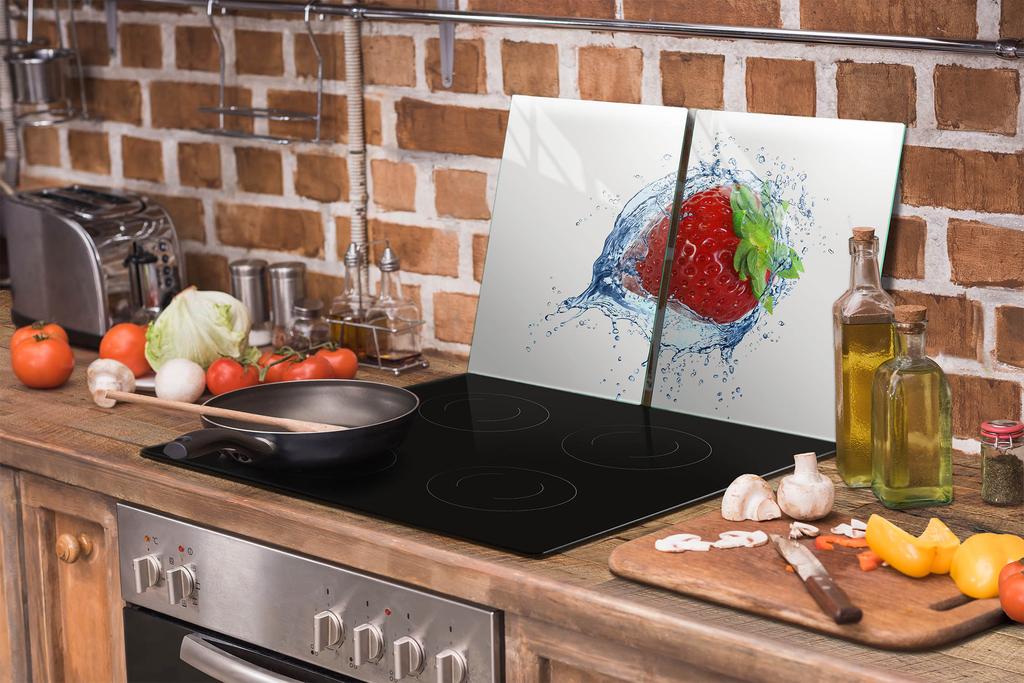 SZKLANA PŁYTA OCHRONNA NA KUCHENKĘ 70x52 TRUSKAWKA