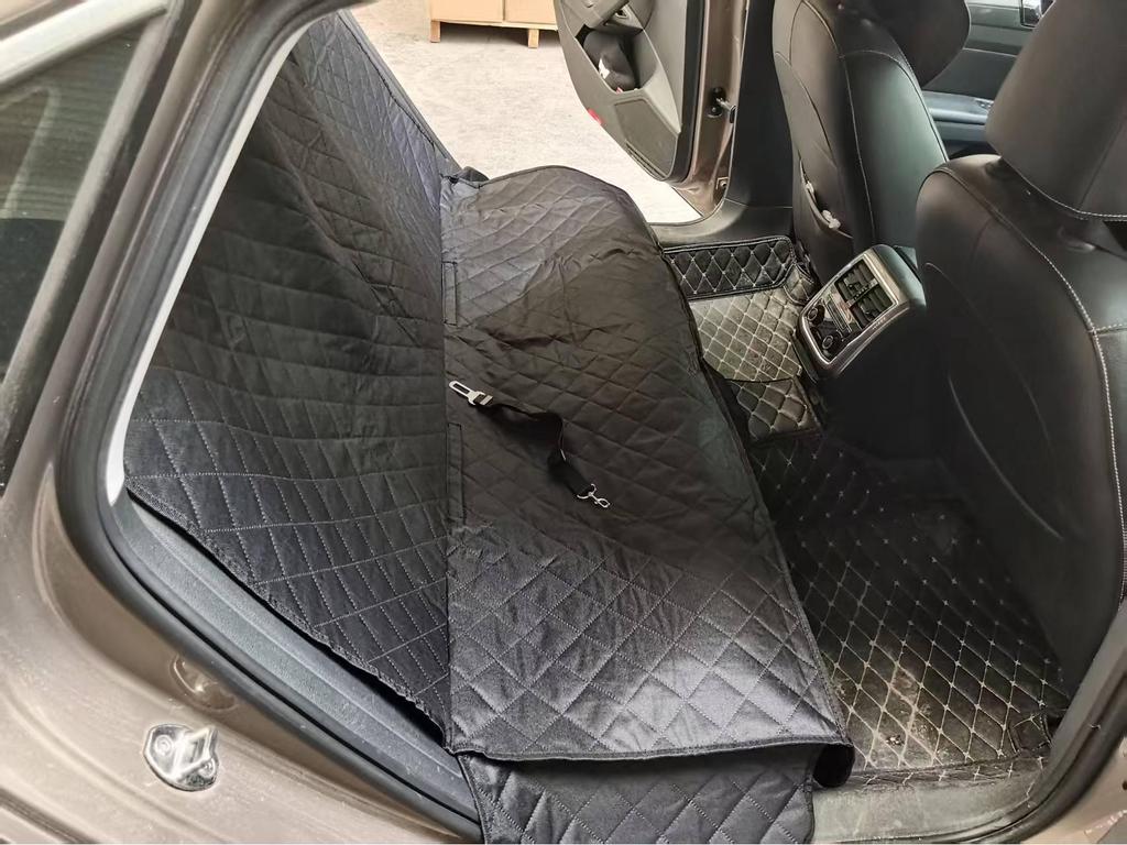 Car Trunk Mat & Pet Seat Cushion for Large Dogs - Anti-Dirt Protection