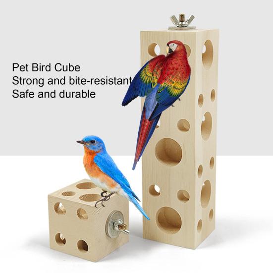 

Игрушка-птица из натурального дерева с уникальной формой отверстия для дерева. Безопасна, долговечна и идеально подходит для шлифования моляров попугаев. Ручная работа. Легко собрать.