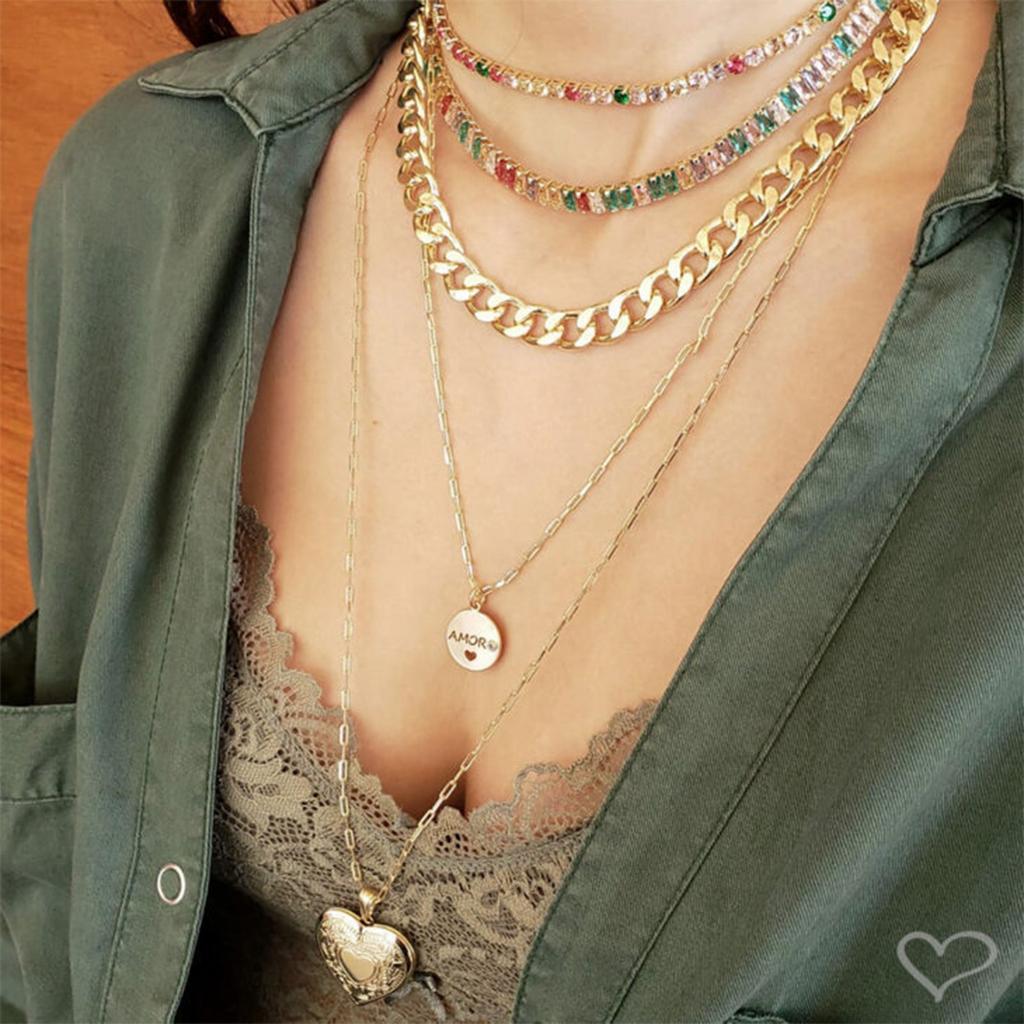 Elegant Choker Heart Shaped Locket Pendant Necklace Adjustable Length Clavicle Chain Ornament Fade Resistant Ornament