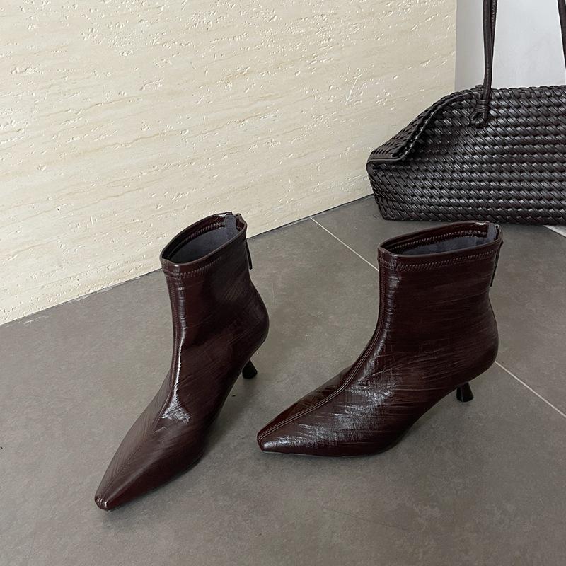 Herbst 2025 Spitz zulaufende Stiletto-Stiefeletten: Weiches Leder, Koreanischer Stil, Reißverschluss hinten, Modisches Chelsea-Design.