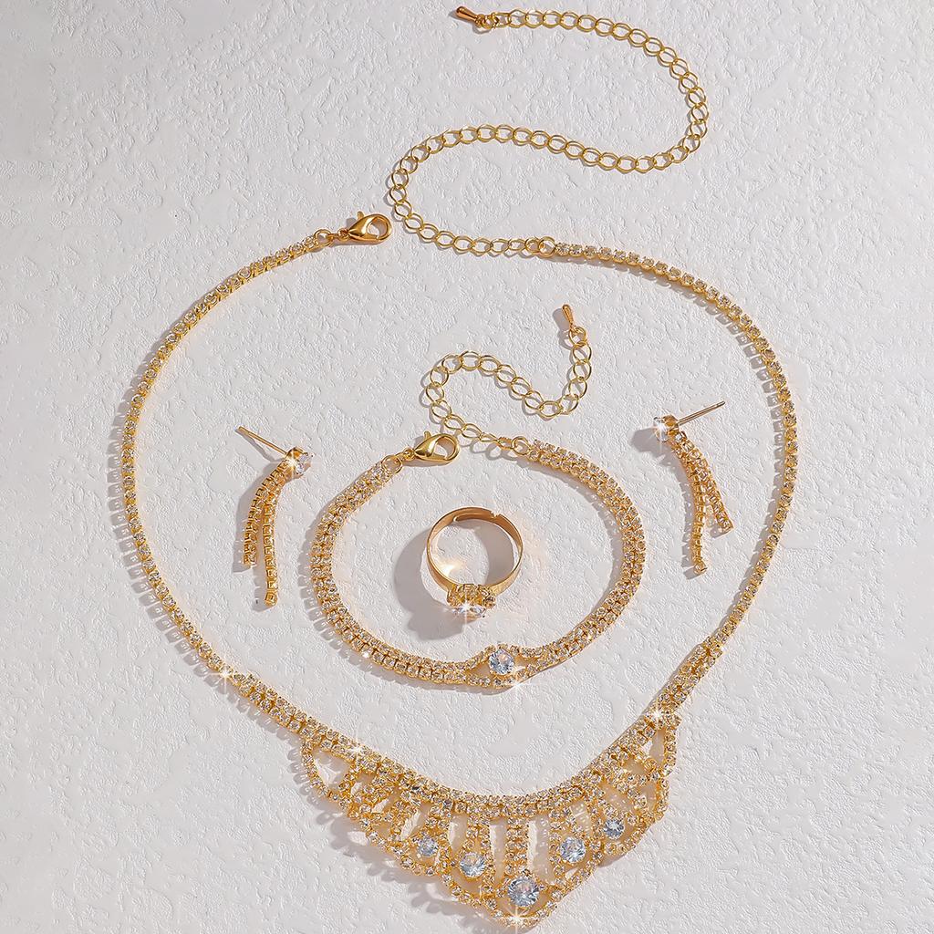 Diamond Jewelry Set Necklace Women'S Premium Accessories Clavicle Chain Super Flash Light Luxury Jewelry Four-Piece Set