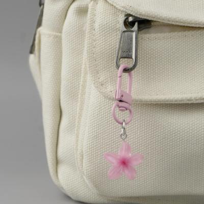 3Pcs Keychain Pendant Transparent Resin Flower Design Small Portable Decorative Pendant Bags Keys Wallets Cars Accessory
