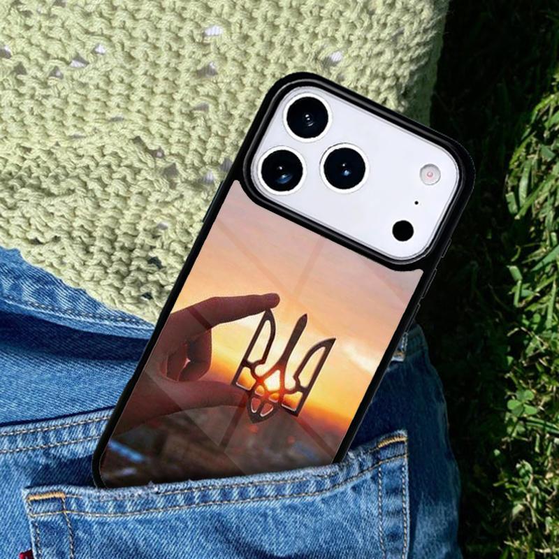 Love Sign with Flag of U_krain_e Ukrainian Phone Case For iPhone 17 AIR 16 Pro Max 15 14 Pro 11 12 13 Shockproof Silicone Cover