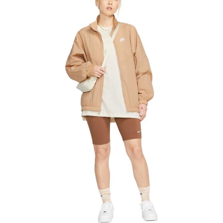 New Nike Women'ss Logo Cartoon Crewneck Pullover T-Shirt Beige FQ6010-110