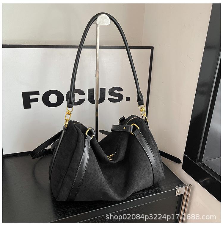 2025 new niche suede temperament tote bag large capacity versatile commuter shoulder bag crossbody