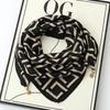 Women's Magnetic Triangle Neck Protection Scarf - Cotton & Linen High-End Square Scarf for Autumn/Winter
