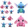 Entzückendes und weiches Stitch Plüschtier für Paare im kreativen Geschenkdesign in Blau- und Rosatönen
