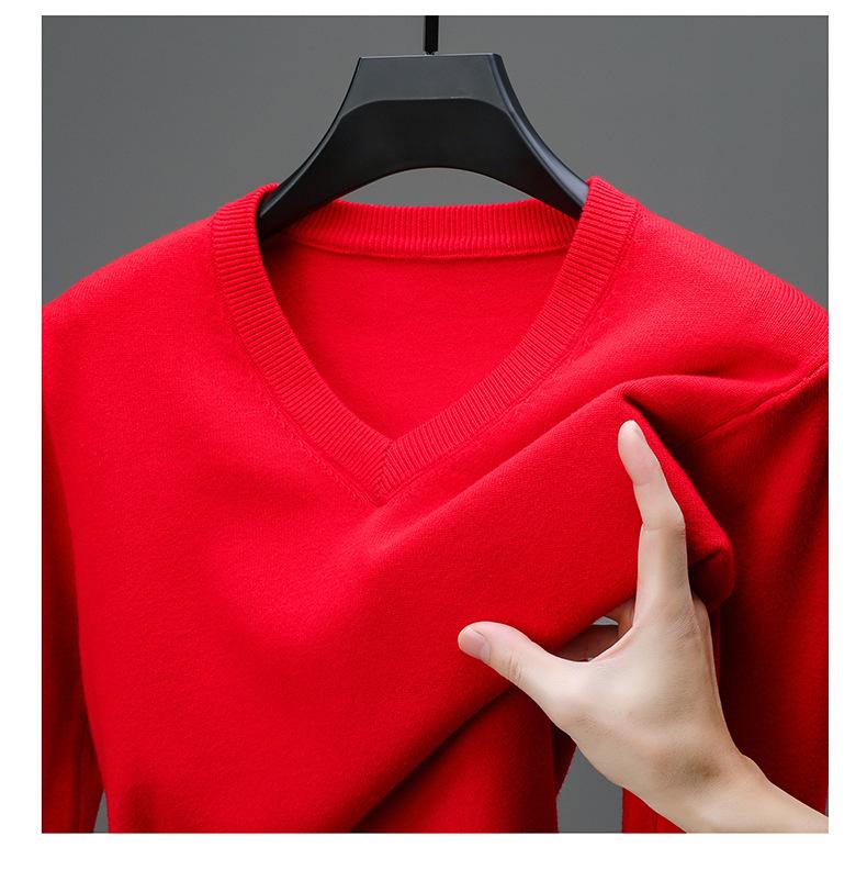 Men's V-Neck Argyle Sweater – Thick, Warm Knit Ideal for Autumn and Winter