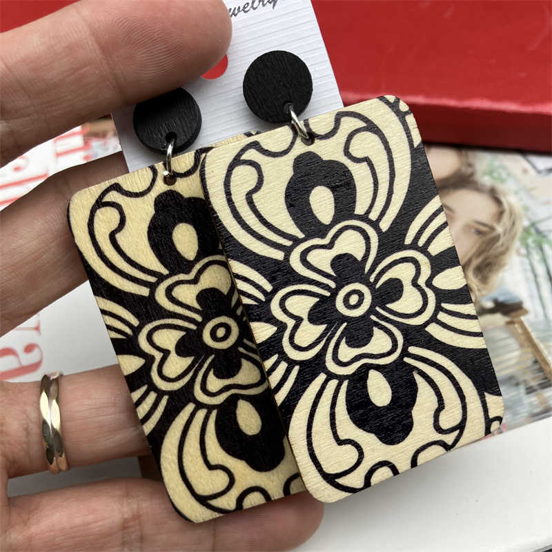 Vintage Rectangular Wooden Europe and America Large Earrings Wood Geometry