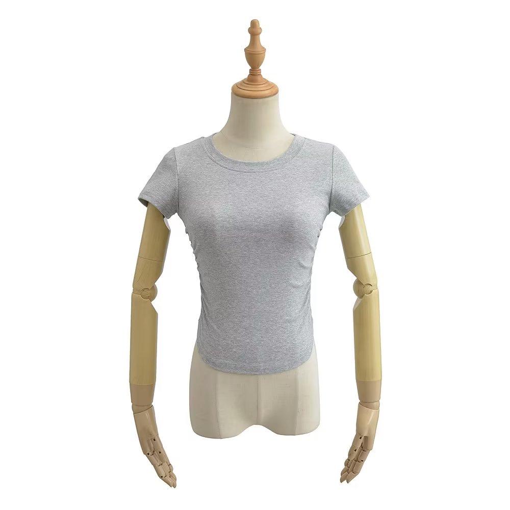 

Трендовый женский плиссированный кроп-топ с короткими рукавами и завышенной талией, создающий стройнящий эффект Small светло-серый