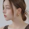 Dieuamour Twissel Bold Earrings