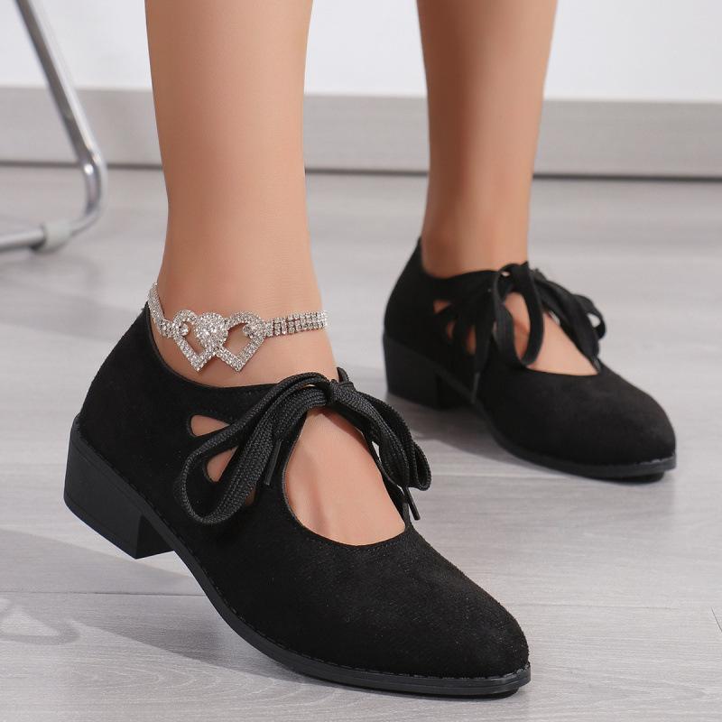 Szpiczasty gruby pasek na pięcie Europejskie i amerykańskie modne buty na jednym obcasie jesień retro duży rozmiar niski obcas