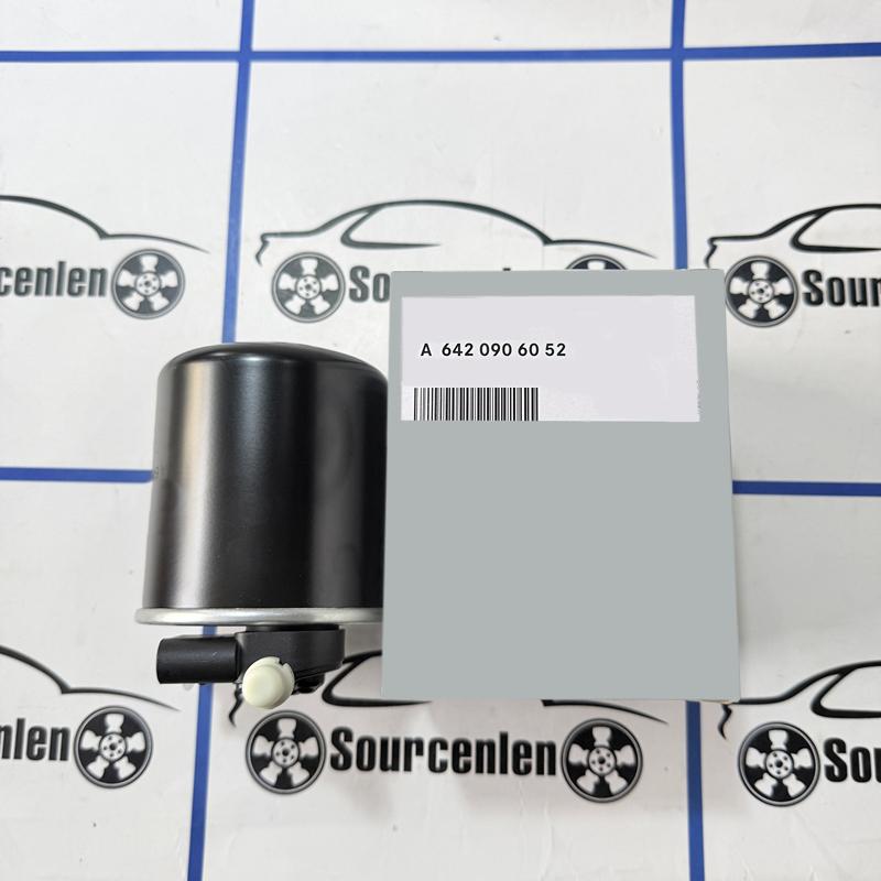

New Fuel Filter For Benzz C350 CLS350 E350 GL350 Sprinter 2500 3500 OM642 WK820/14 A6420903152 6420903152 A6420906052 6420906052