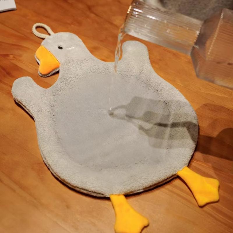 1PC Cartoon Goose Handkerchief Water absorbing hand towel  Hanging hand towel Kitchen and bathroom supplies