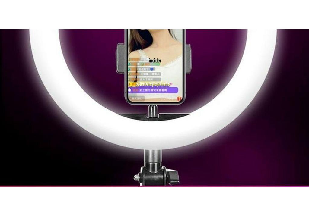 Multi-functional HD Tripod with Beauty Light for Mobile Live Broadcast