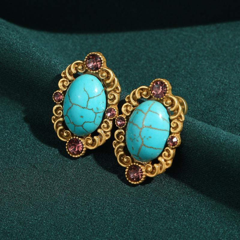 Yong Nuo Vintage Retro Jewelry: High-End, Colorfast Antique Earrings