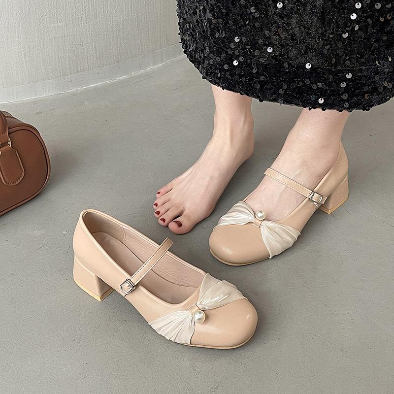 Versatile Shallow Mouth Single Shoes Women's Spring and Summer 2025 New Casual Fashion French Fairy Style Mary Jane Women's Shoes Trend