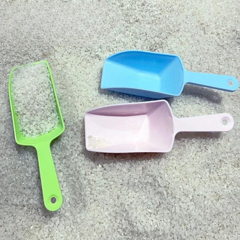 Multi-Purpose Plastic Kitchen Ice Scoops Bar Scoop for Canisters Flour Powders Dry Foods Candy Pop Corn Coffee Beans